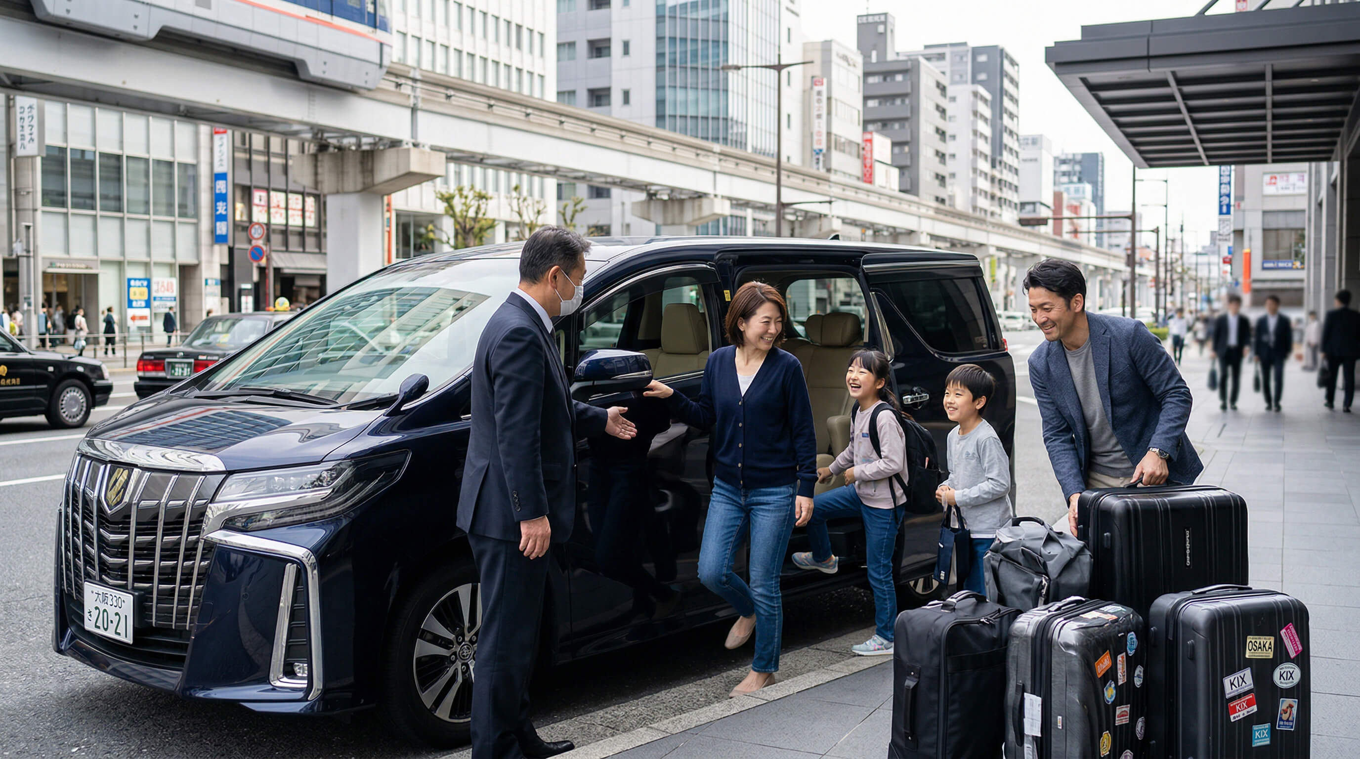 Private airport transfer from Osaka city to Kansai International Airport with luggage